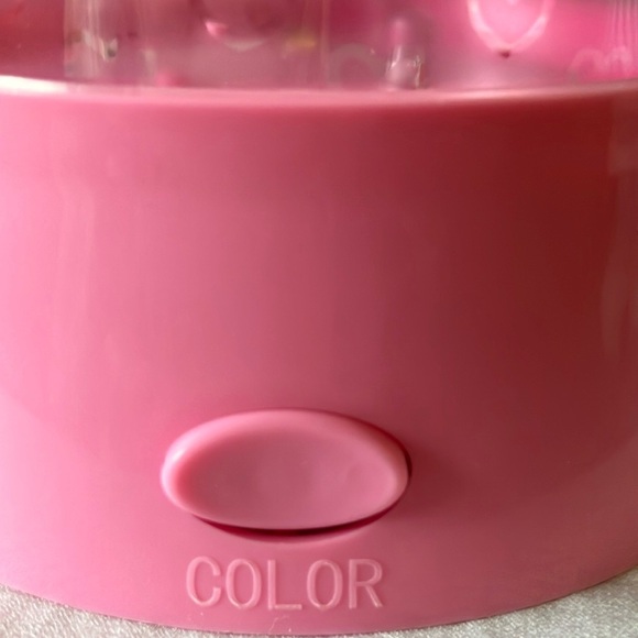 Hello Kitty: Pink LED Light Projector - Picture 9 of 16